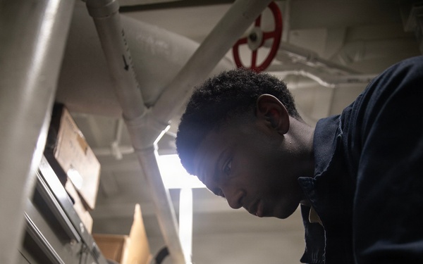 Wayne E. Meyer Conducts Routine Operations