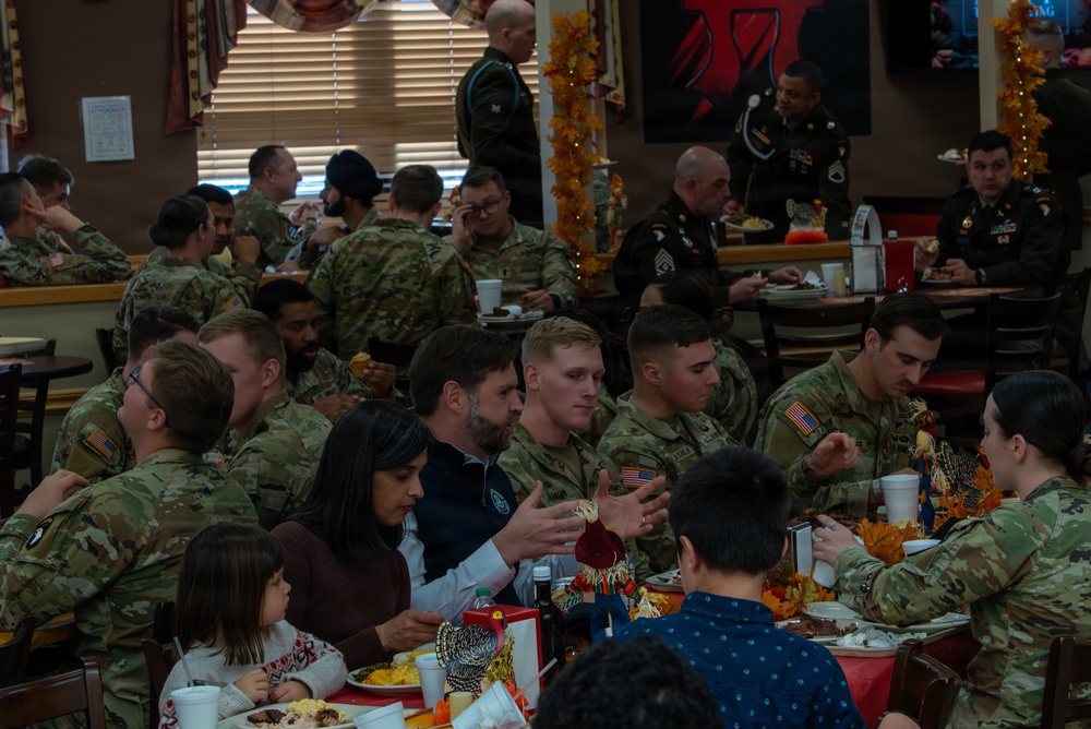 Vice President Visits Fort Campbell for Thanksgiving