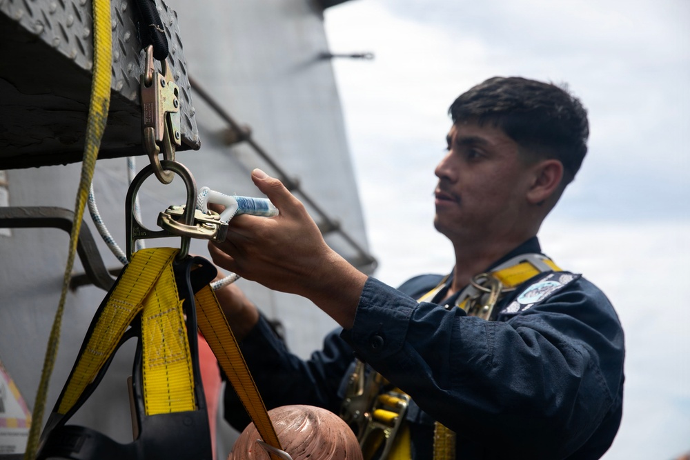 Wayne E. Meyer Conducts Medical Training
