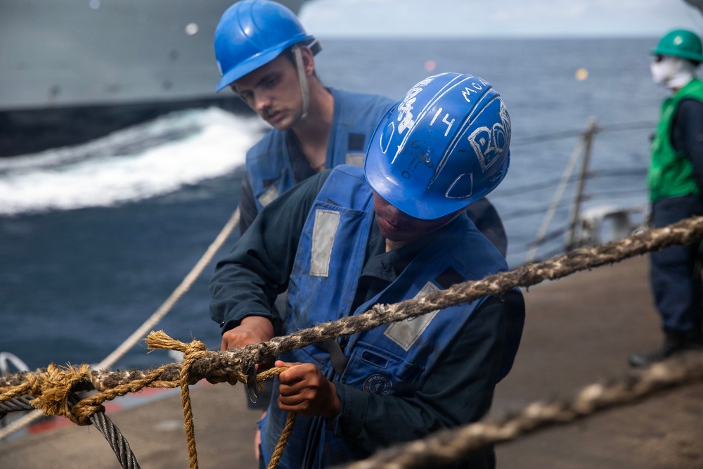 Wayne E. Meyer Conducts Replenishment-at-Sea