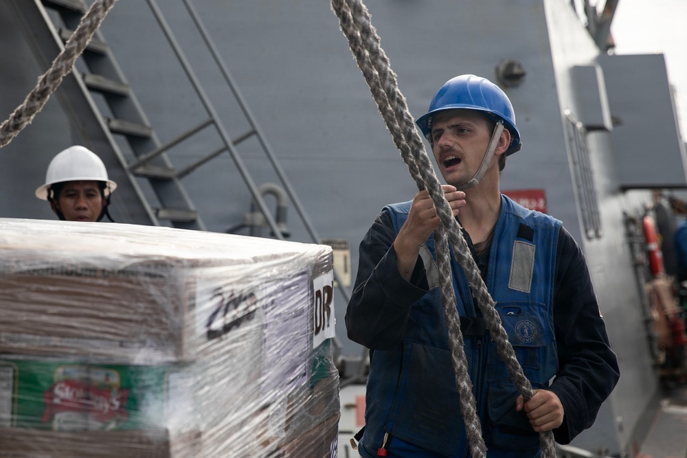 Wayne E. Meyer Conducts Replenishment-at-Sea