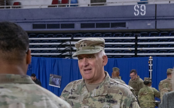 Giving Thanks: D.C. National Guard Leaders and Families Serve Holiday Meal