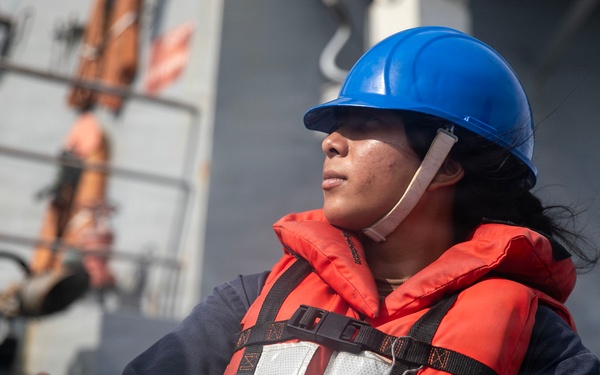 Wayne E. Meyer Conducts Replenishment-at-Sea