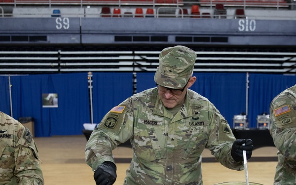 Giving Thanks: D.C. National Guard Leaders and Families Serve Holiday Meal