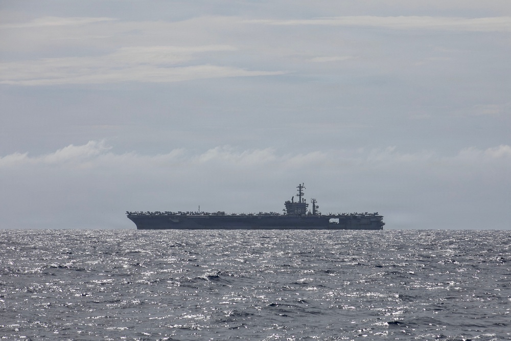 Nimitz, Wayne E. Meyer Conduct Flight Operations