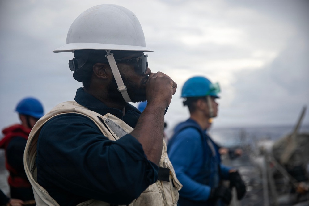 Wayne E. Meyer Conducts Replenishment-at-Sea