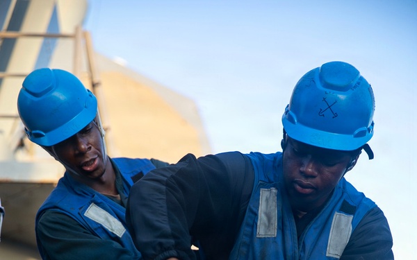 Wayne E. Meyer Conducts Replenishment-at-Sea