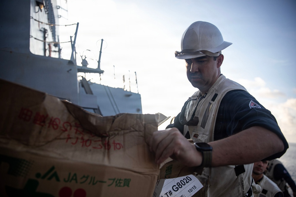 Wayne E. Meyer Conducts Replenishment-at-Sea