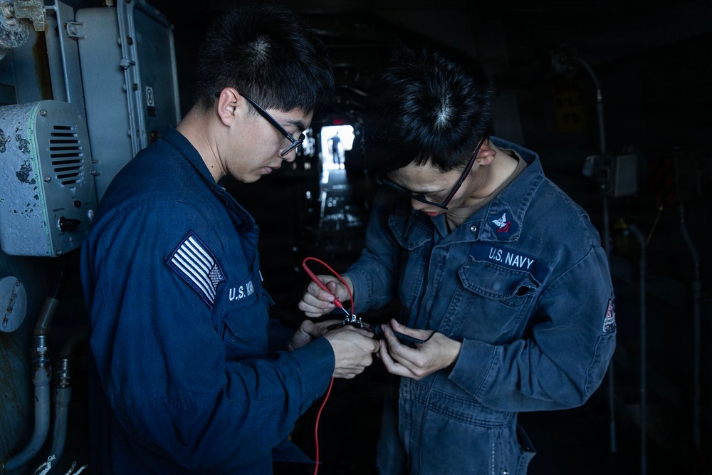 Wayne E. Meyer Conducts Routine Operations