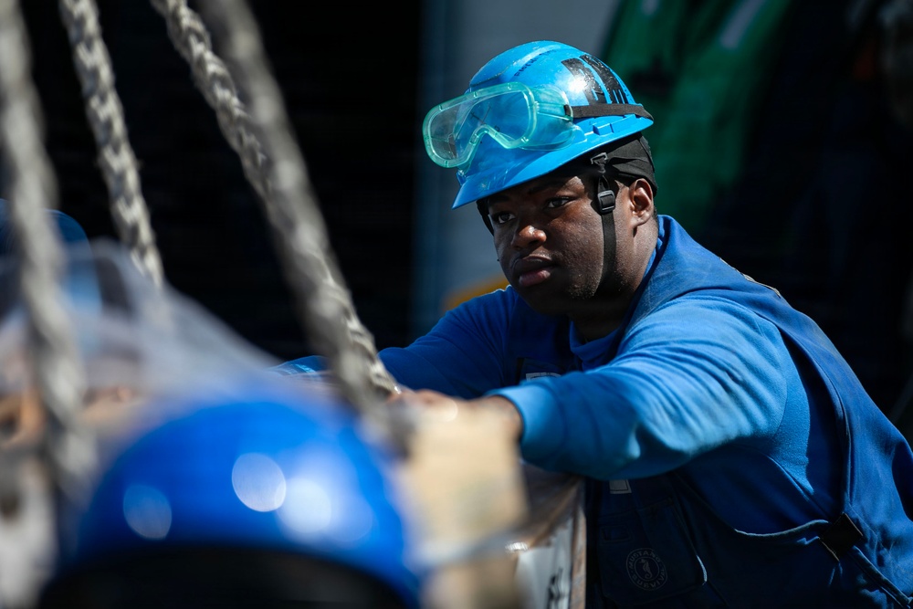 Wayne E. Meyer Conducts Replenishment-at-Sea