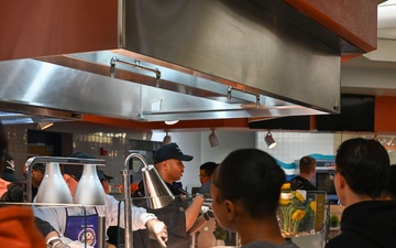 VSFB Leadership Welcomes Congressman to Serve Thanksgiving Meals to Guardians and Airmen.