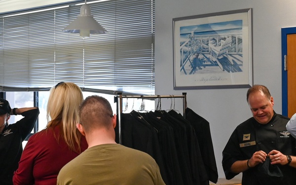 VSFB Leadership Welcomes Congressman to Serve Thanksgiving Meals to Guardians and Airmen.