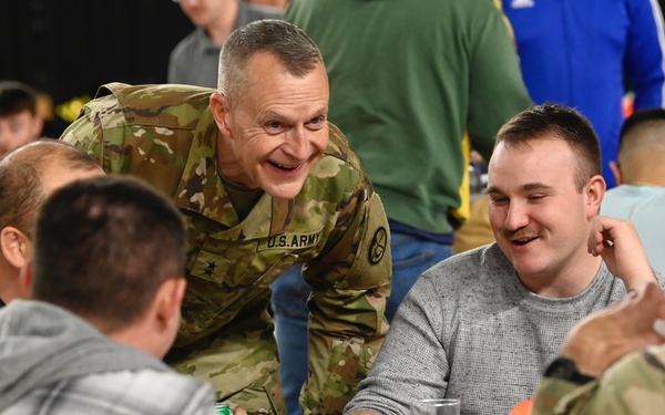 JTF-DC Leaders Serve Thanksgiving Meal to Soldiers and Airmen