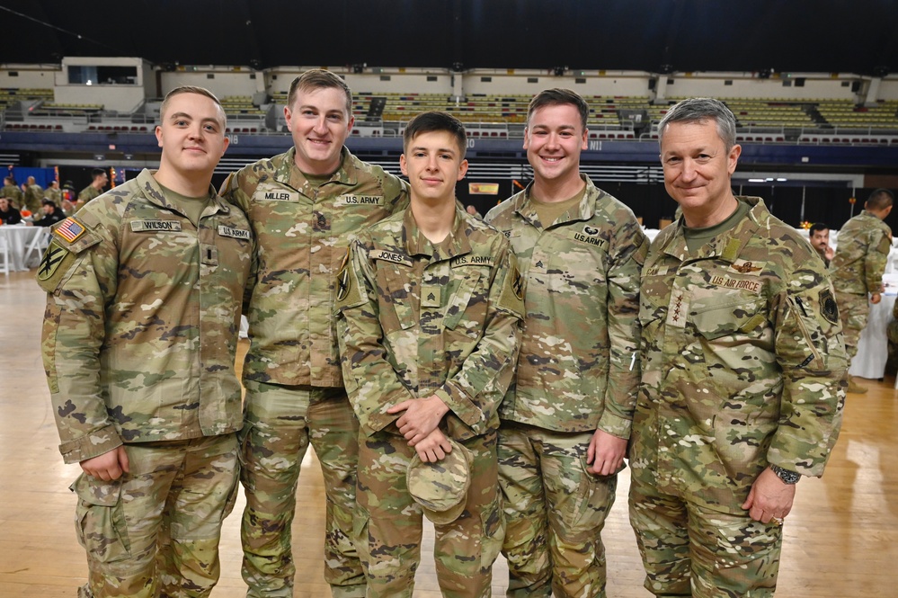 JTF-DC Leaders Serve Thanksgiving Meal to Soldiers and Airmen