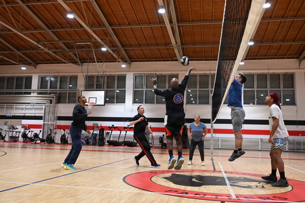 Turkey Bowl 2025 fuses physical fitness, fun