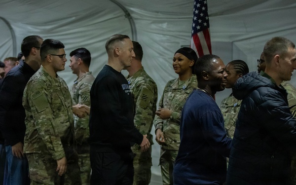 3rd ID commanding general presents awards for 2025 Thanksgiving day service