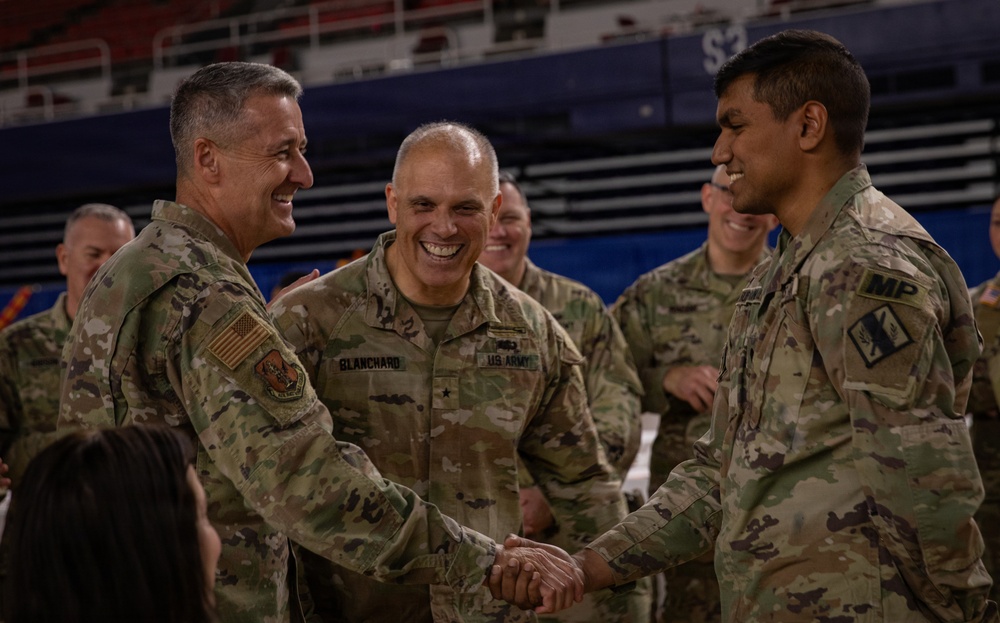 D.C. Guard Command Team Shares Light Moment With Troops