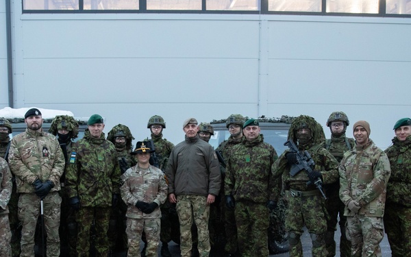 Command Senior Enlisted Leader, Chief Warrant Officer Zoltán Kaszab Visits Camp Tapa