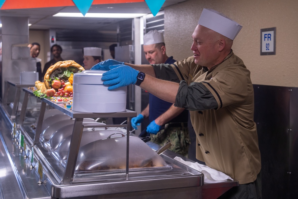 Ronald Reagan Sailors Celebrate Thanksgiving