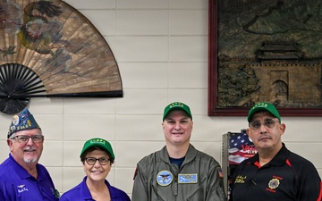 American Legion National President Serves Sailors for Thanksgiving