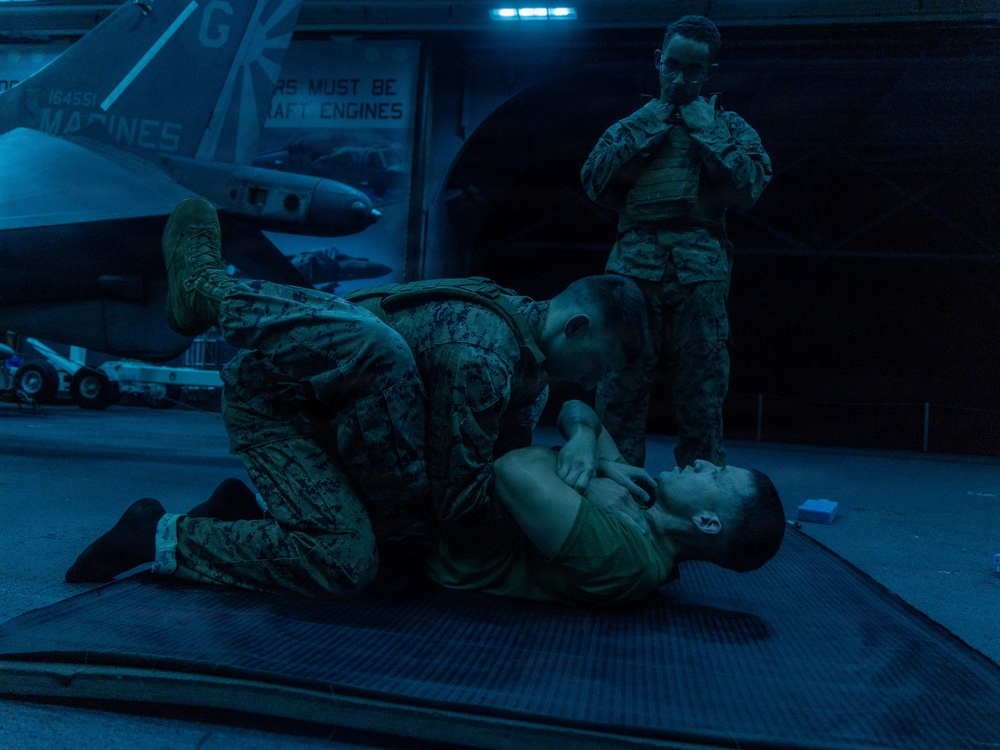 22nd MEU(SOC) | MCMAP Aboard the USS Iwo Jima
