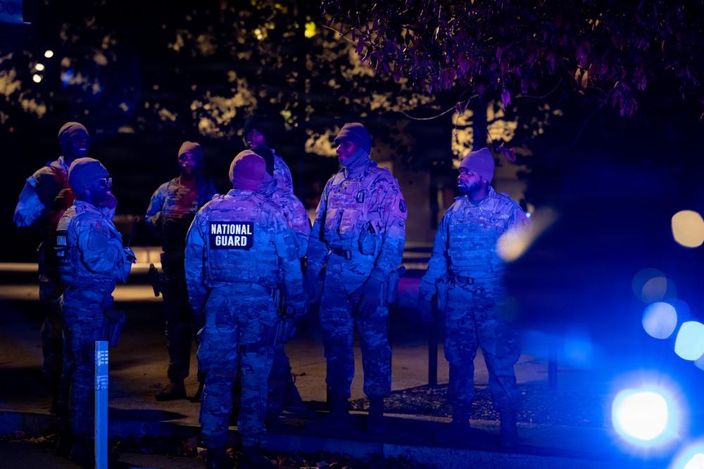 Joint Task Force–DC Honors the Fallen During Safe and Beautiful Mission