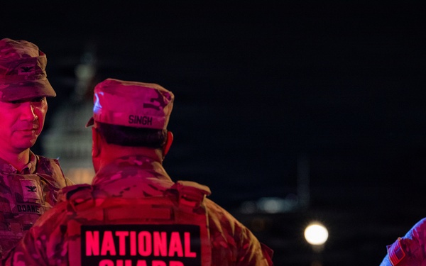 Joint Task Force–DC Honors the Fallen During Safe and Beautiful Mission