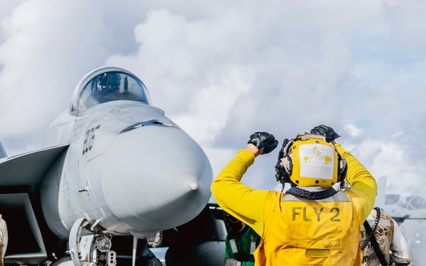 George Washington Conducts Flight Operations