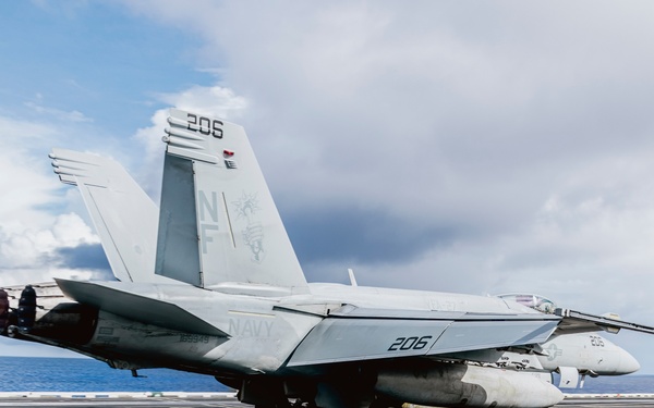 George Washington Conducts Flight Operations