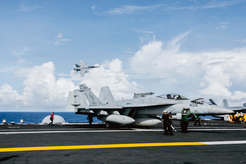 George Washington Conducts Flight Operations