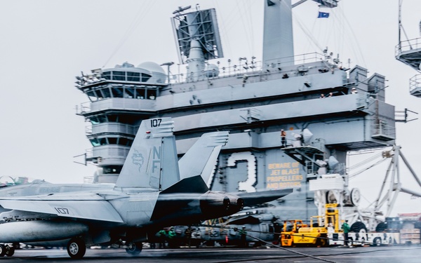 George Washington Conducts Flight Operations