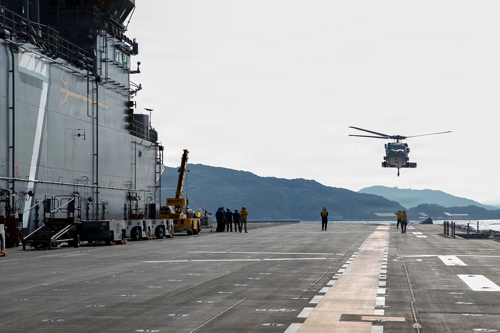 Tripoli Conducts In-Port Flight Operations
