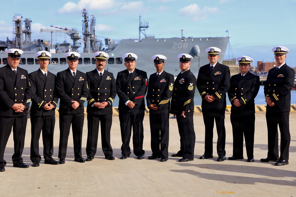 USS Nitze (DDG 94) Holds Change of Command Ceremony