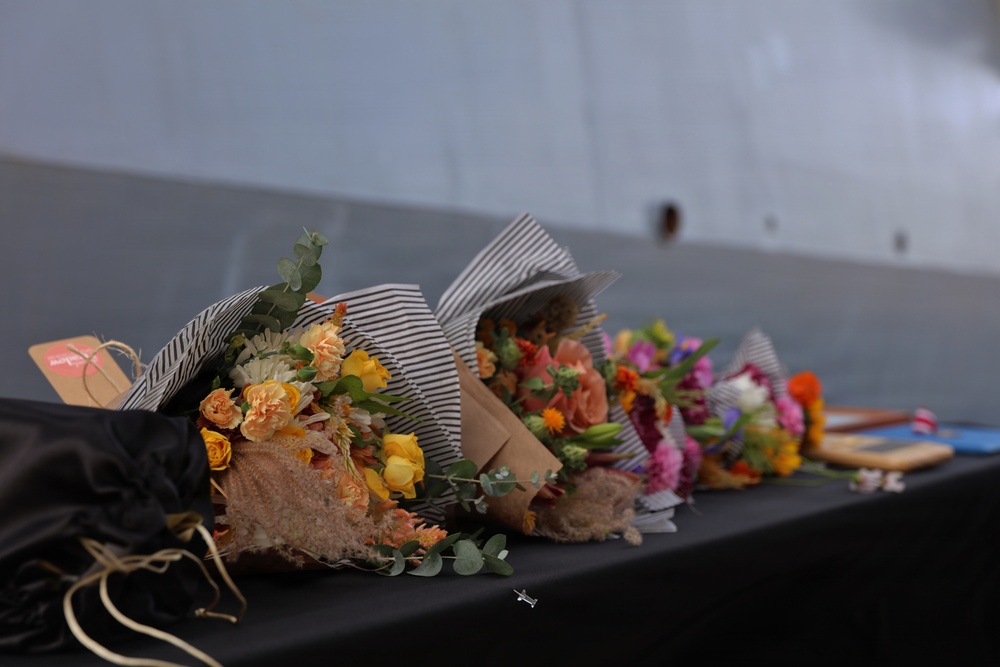 USS Nitze (DDG 94) Holds Change of Command Ceremony