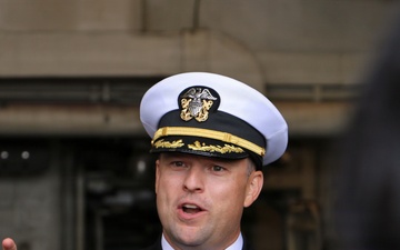 USS Nitze (DDG 94) Holds Change of Command Ceremony