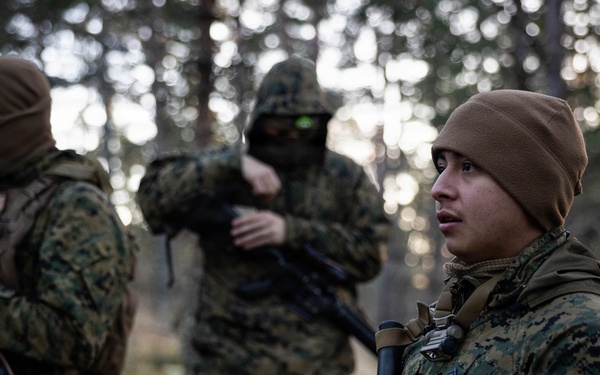 U.S. Marines execute terrain model demonstration before bilateral training exercise