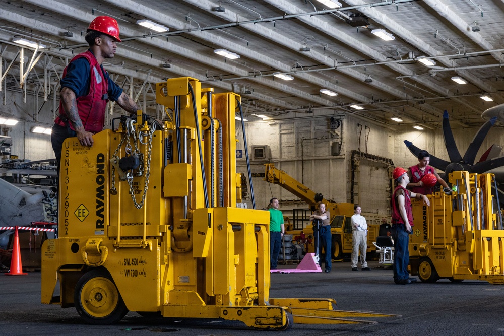 USS Gerald R. Ford (CVN 78) Replenishment-at-Sea