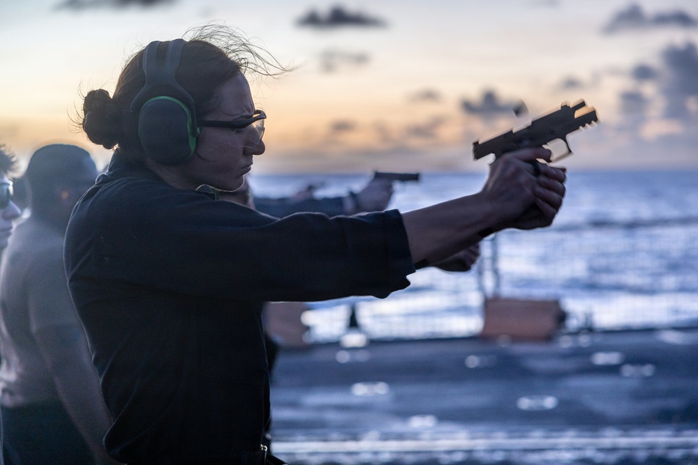 USS Bainbridge (DDG 96) Gun Shoot
