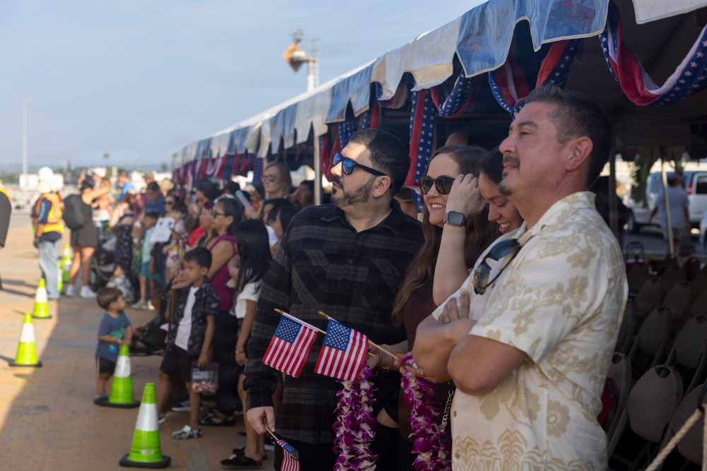 USS Wayne E. Meyer Returns from Deployment