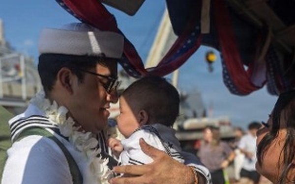 USS Wayne E. Meyer Returns from Deployment