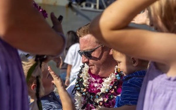 USS Wayne E. Meyer Returns from Deployment