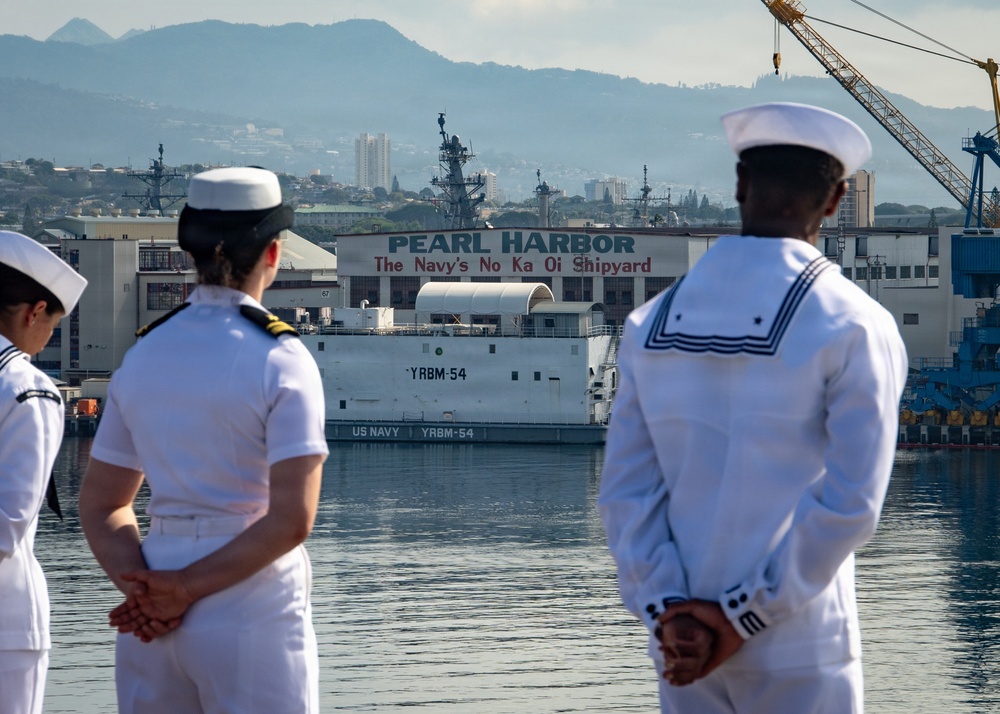 Nimitz Arrives at Joint Base Pearl Harbor-Hickham