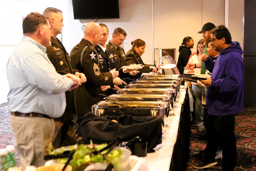 Fort McCoy DFMWR coordinates early Thanksgiving community dinner at McCoy’s Community Center