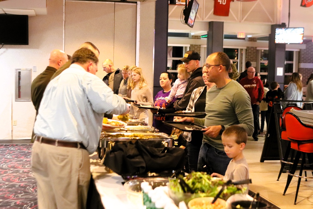 Fort McCoy DFMWR coordinates early Thanksgiving community dinner at McCoy’s Community Center