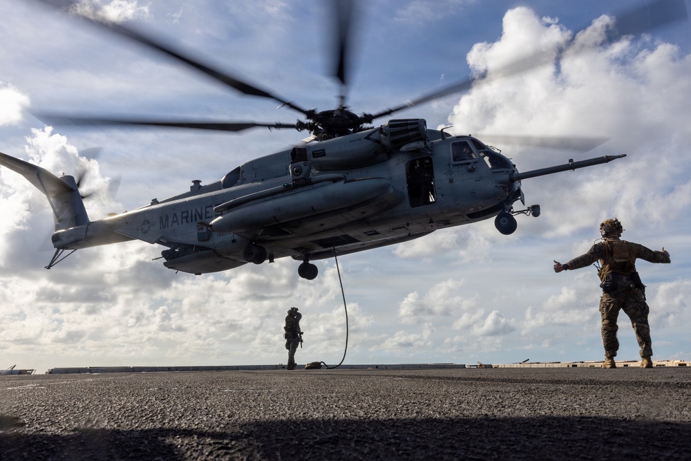22nd MEU(SOC) | MSPF Trains Aboard USS San Antonio