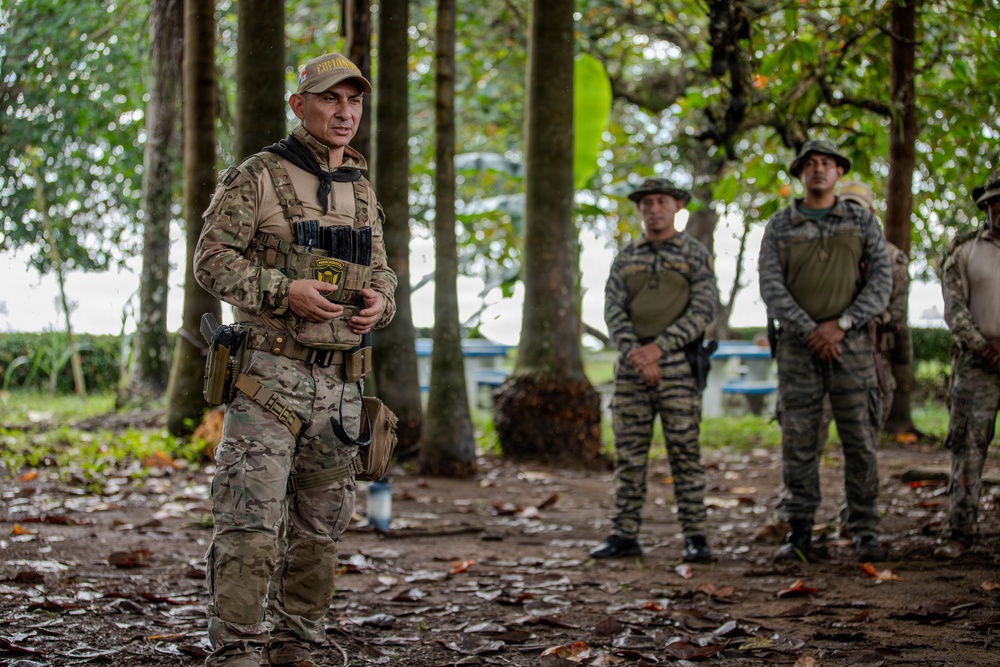 Combined Jungle Operations Training Course 2: Day 2