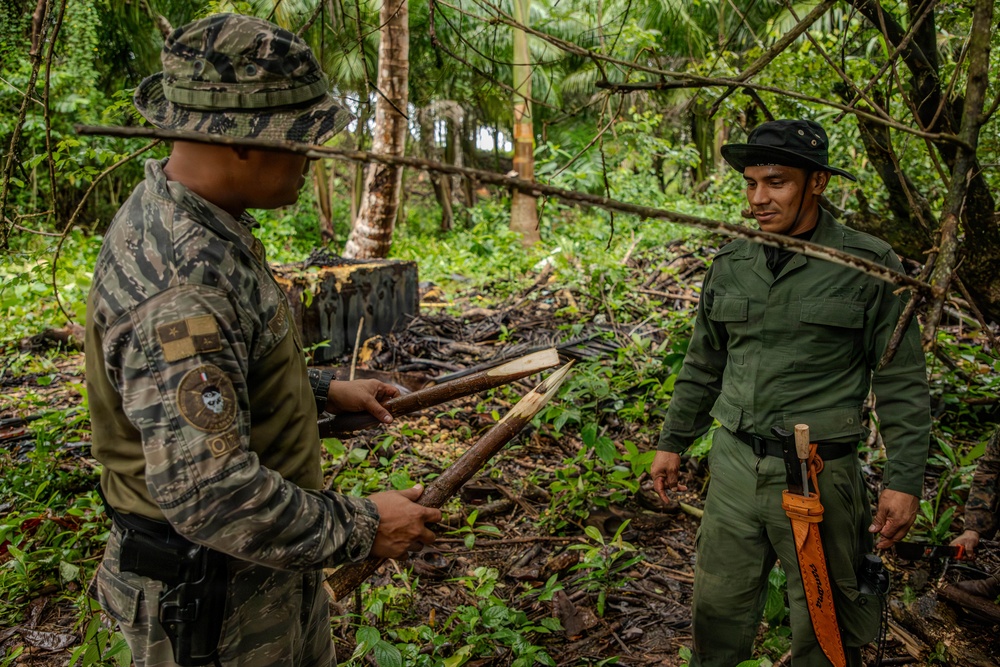 Combined Jungle Operations Training Course 2: Day 2