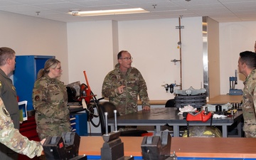 General Healy Visits 940th Air Refueling Wing