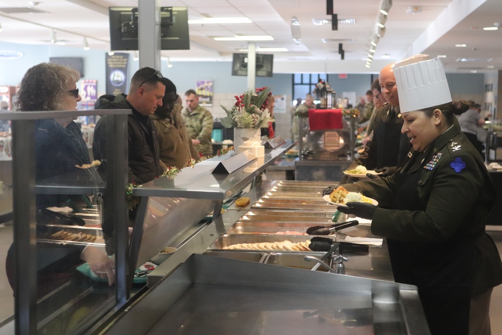 Fort McCoy Garrison leaders support special 2025 dining facility holiday meal for installation team