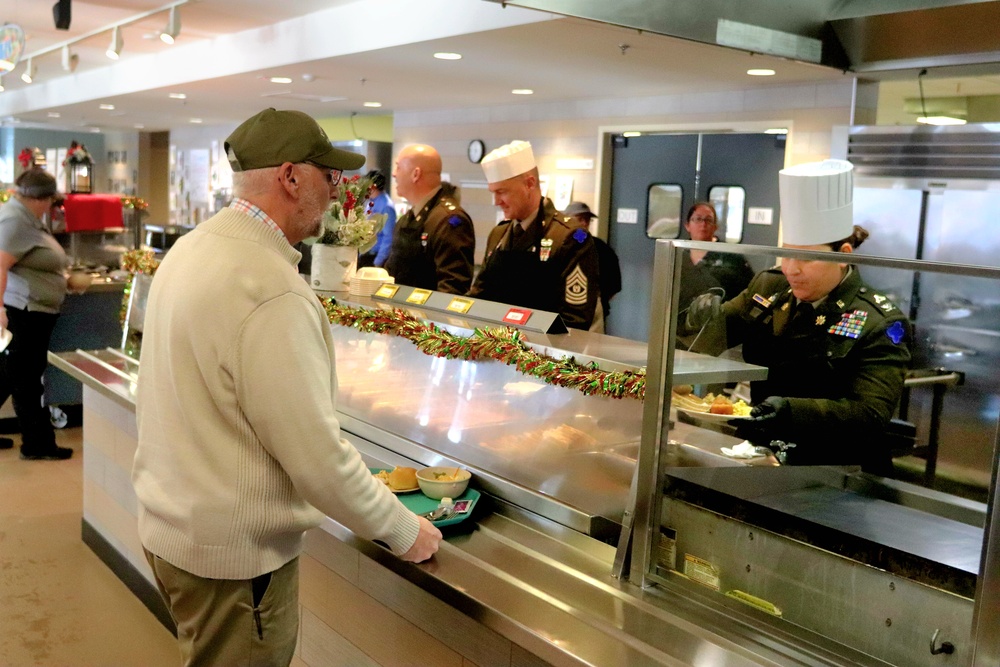 Fort McCoy Garrison leaders support special 2025 dining facility holiday meal for installation team